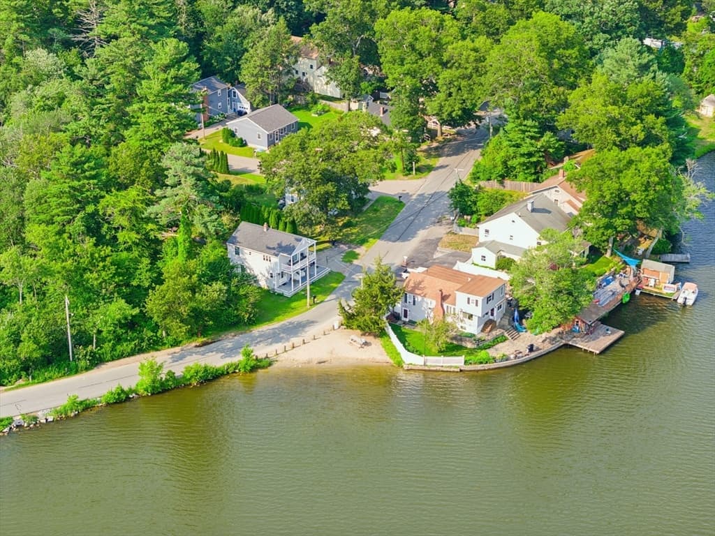 70 Mirror Lake Ave, Norfolk MA 02056 photo 35