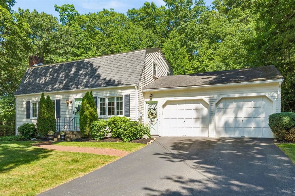 12 Hyder Street, Westborough MA 01581