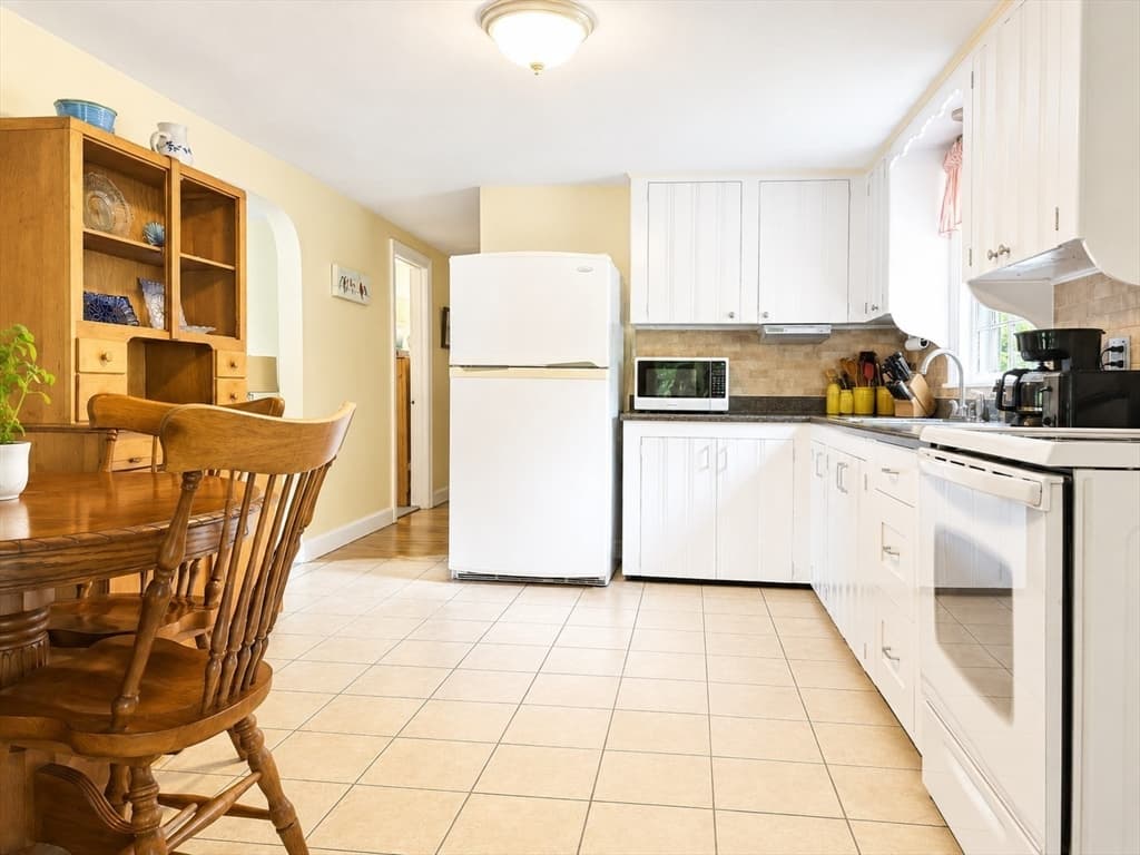 76 Andover Rd, Billerica MA 01821 photo 18