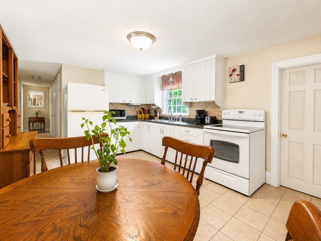 76 Andover Rd, Billerica MA 01821 photo 21