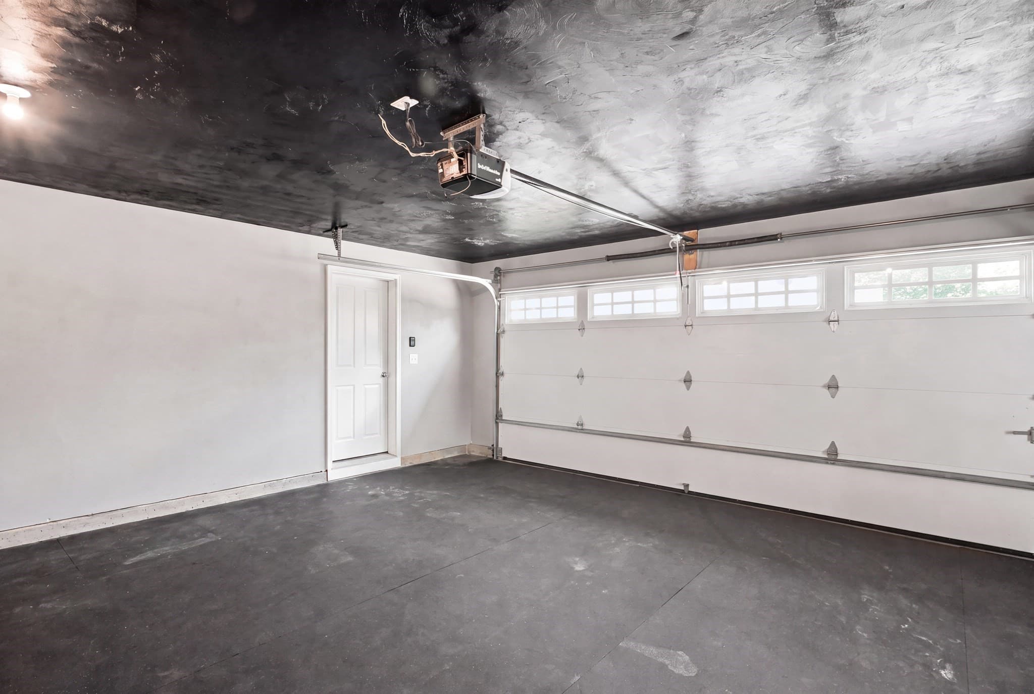 Condominium at 27 Clarks Hill Ln # 27, Framingham MA 01702, photo 27 of 42