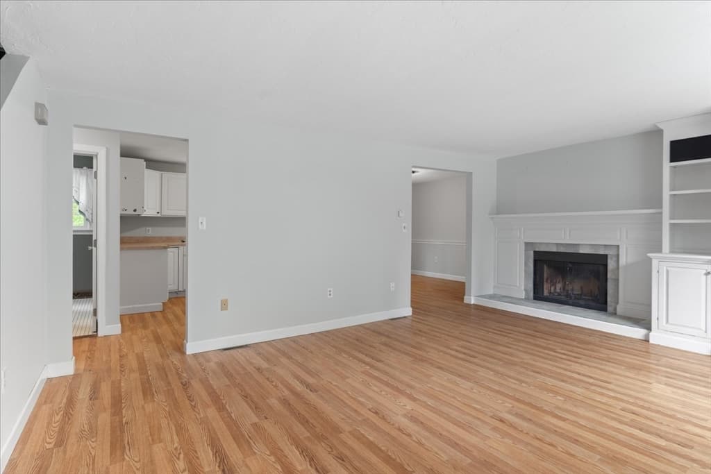801 Washington St # 8, Pembroke MA 02359 photo 4