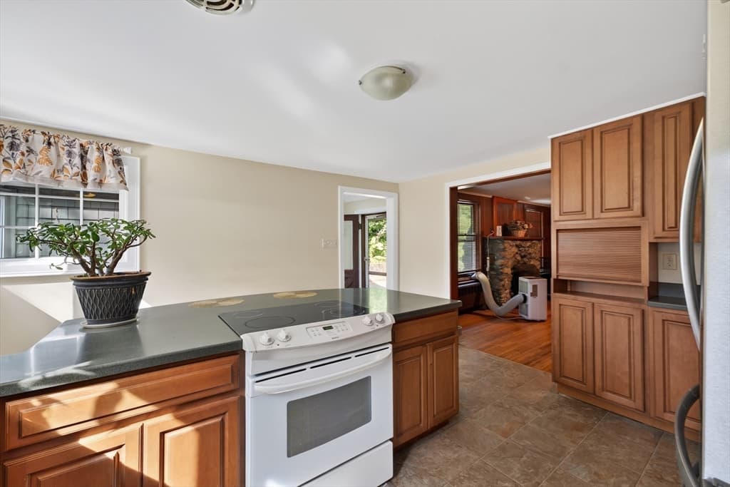 26 Tucker St, Glocester RI 02814 photo 17