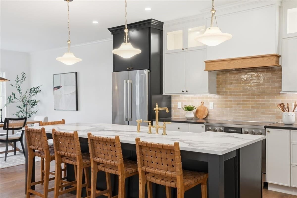 Single Family Residence at 5 Tucker Lane, Marion MA 02738, Marion, photo 11 of 42
