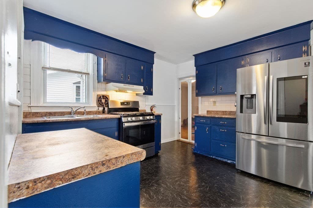 616 Centre, Brockton MA 02302 photo 2