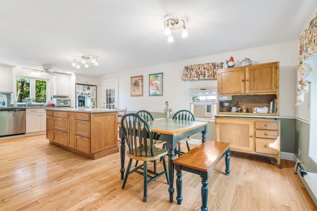 59 Norval Ave, Stoneham MA 02180 photo 11
