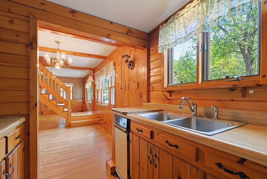 640 Pulaski Blvd, Bellingham MA 02019 photo 14
