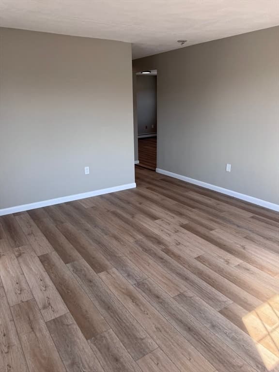 1099 River St # 3, Boston MA 02136 photo 3