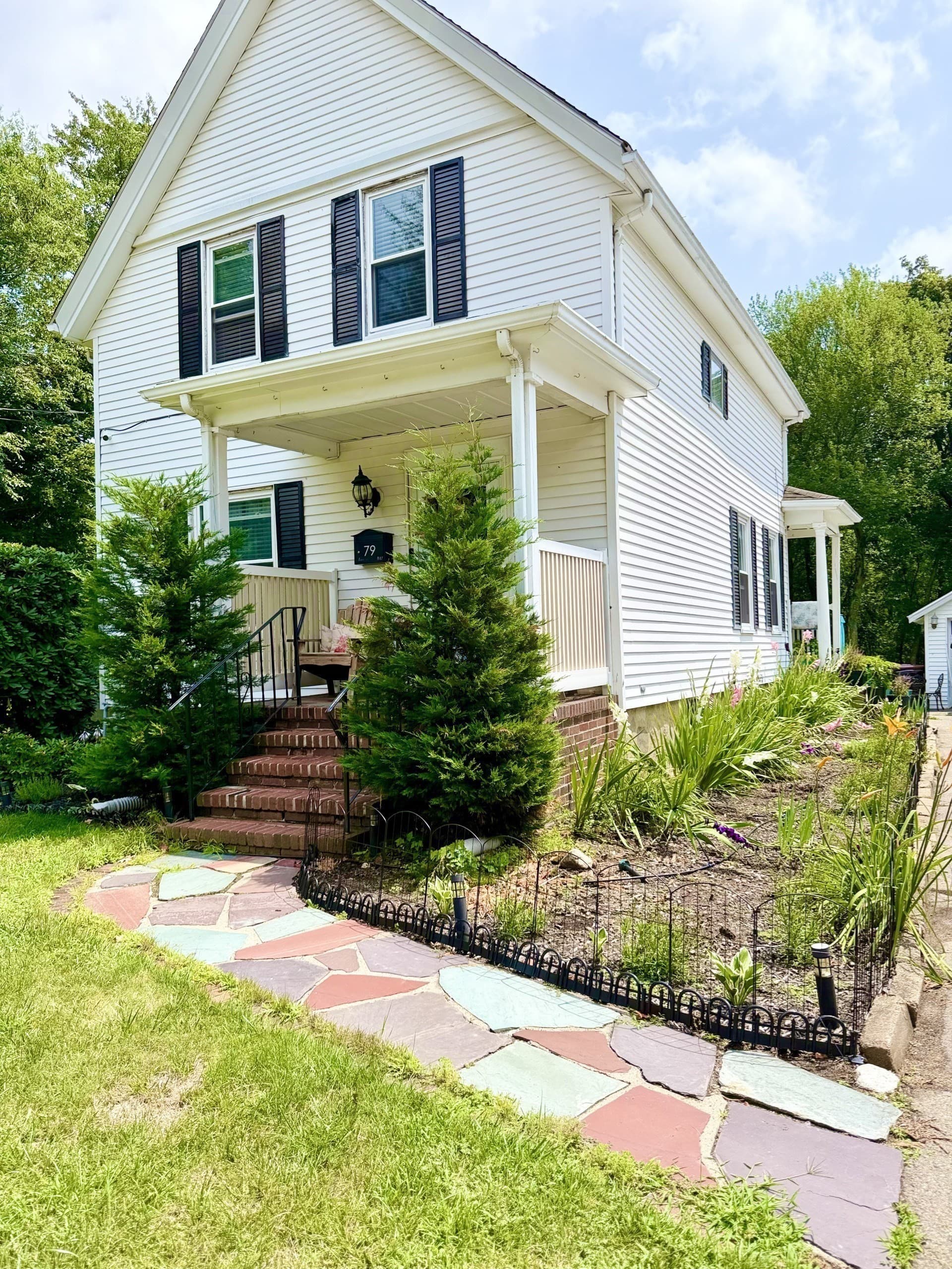 Single Family Residence at 79 Edson St, Brockton MA 02302, photo 2 of 22