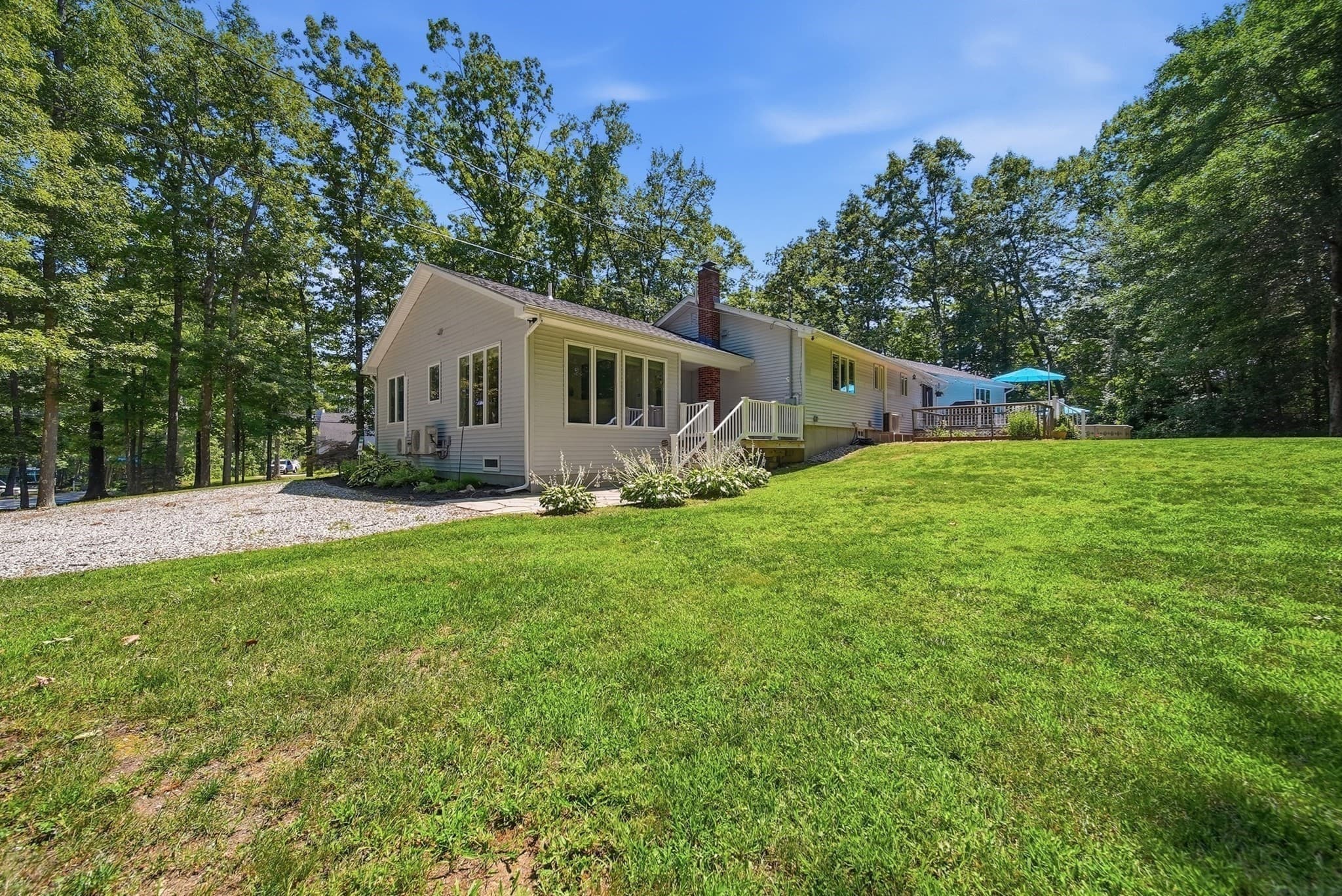 1 Rock Forest Drive, Hooksett NH 03106