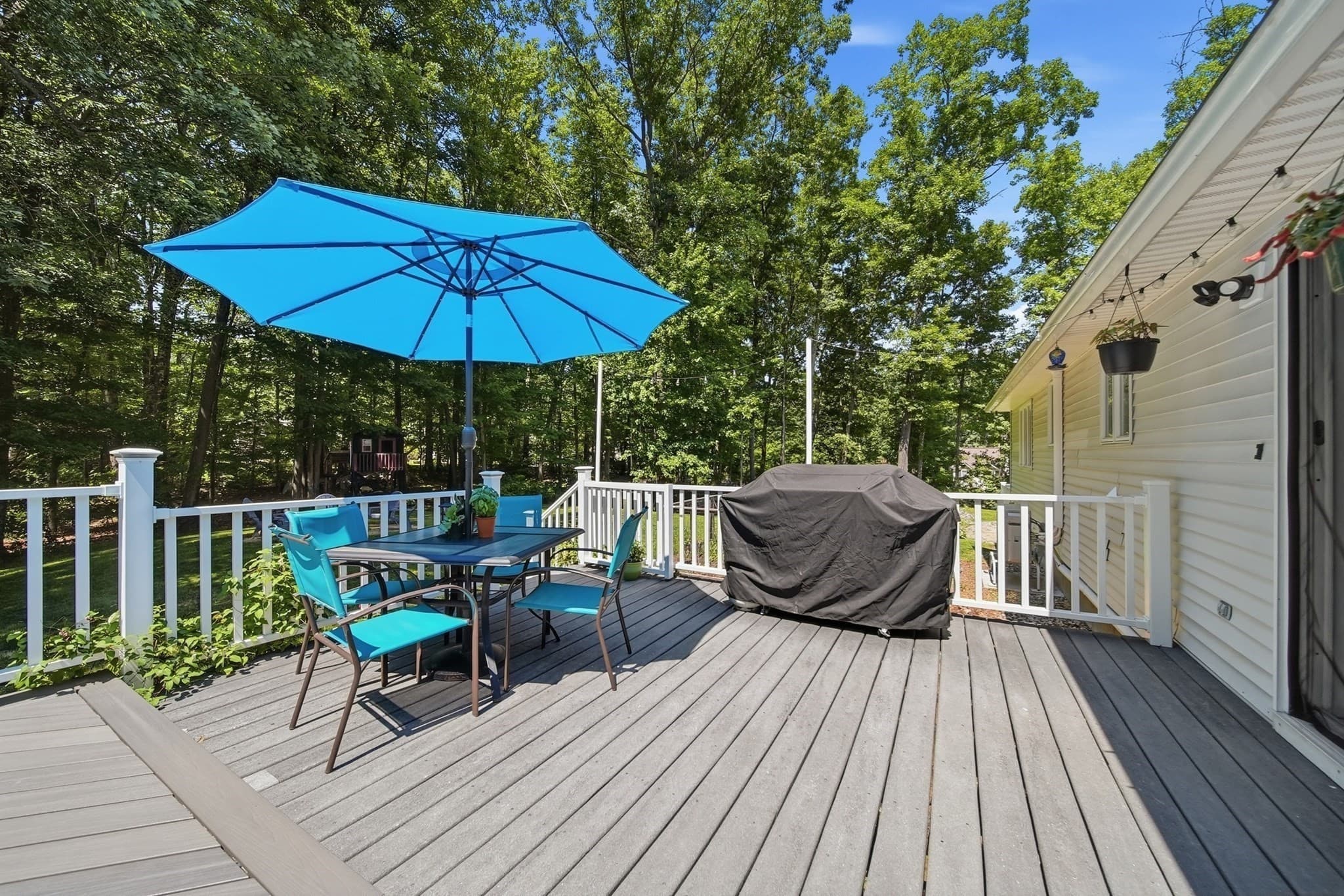 Single Family Residence at 1 Rock Forest Drive, Hooksett NH 03106, Hooksett, photo 34 of 40
