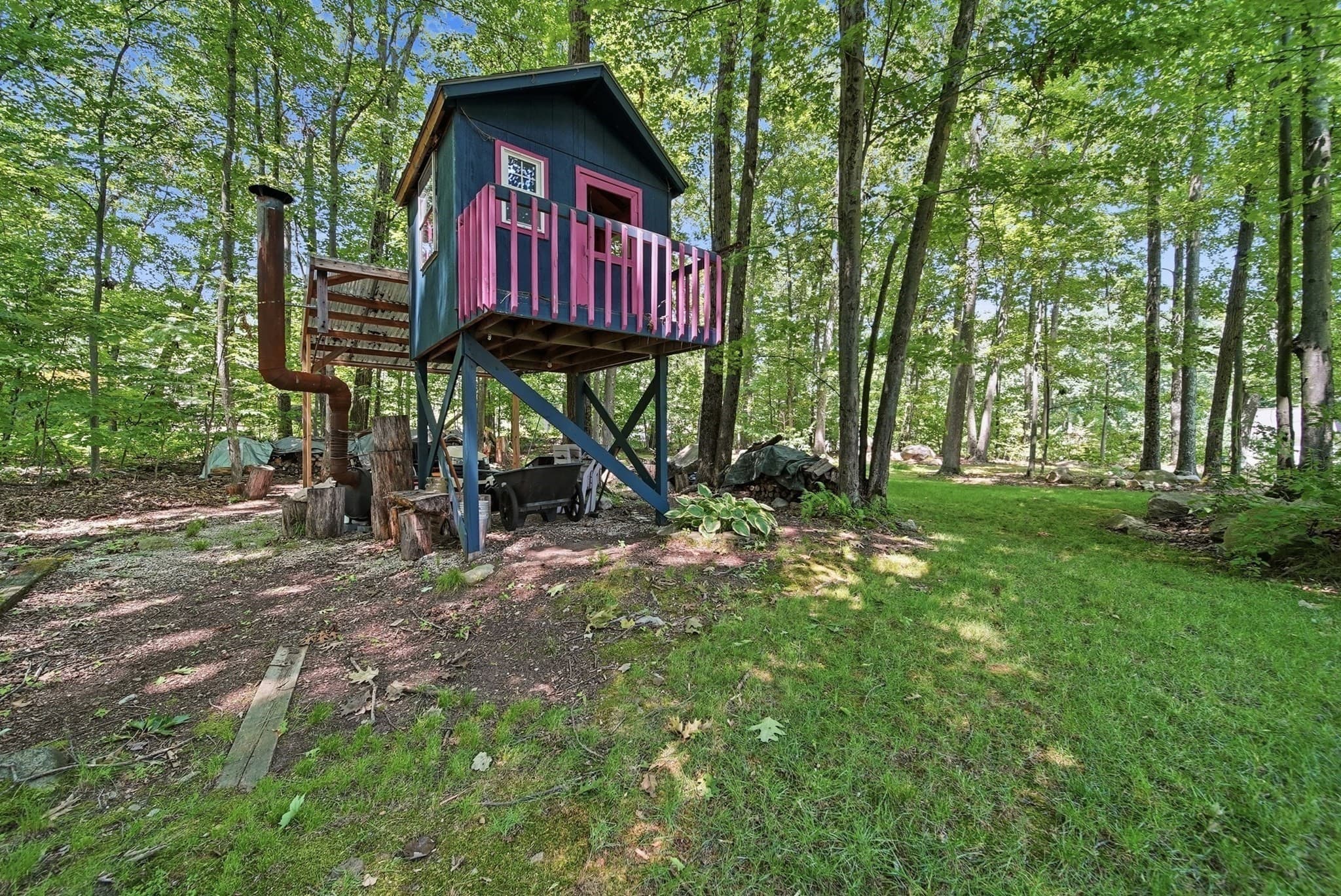 Single Family Residence at 1 Rock Forest Drive, Hooksett NH 03106, Hooksett, photo 38 of 40