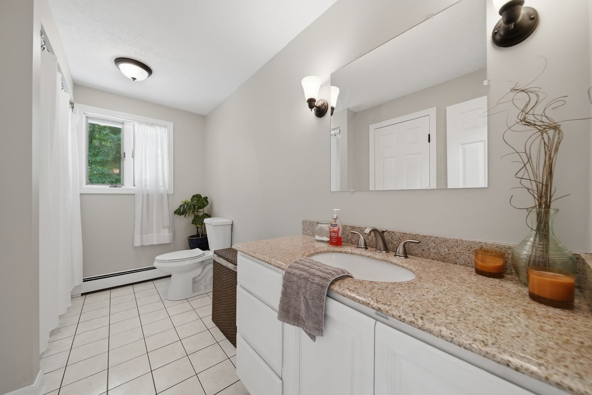 Single Family Residence at 1 Rock Forest Drive, Hooksett NH 03106, Hooksett, photo 25 of 40