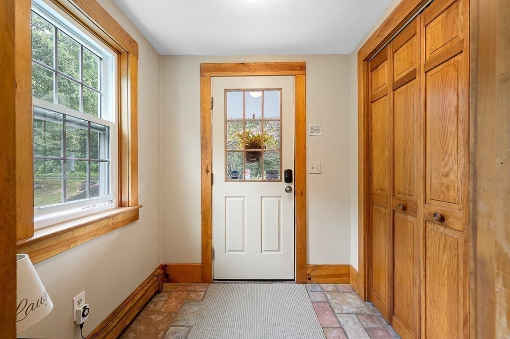 85 Millbury Rd, Oxford MA 01540 photo 12
