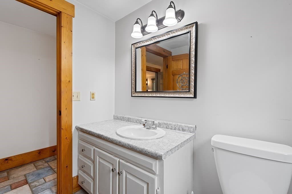 85 Millbury Rd, Oxford MA 01540 photo 11