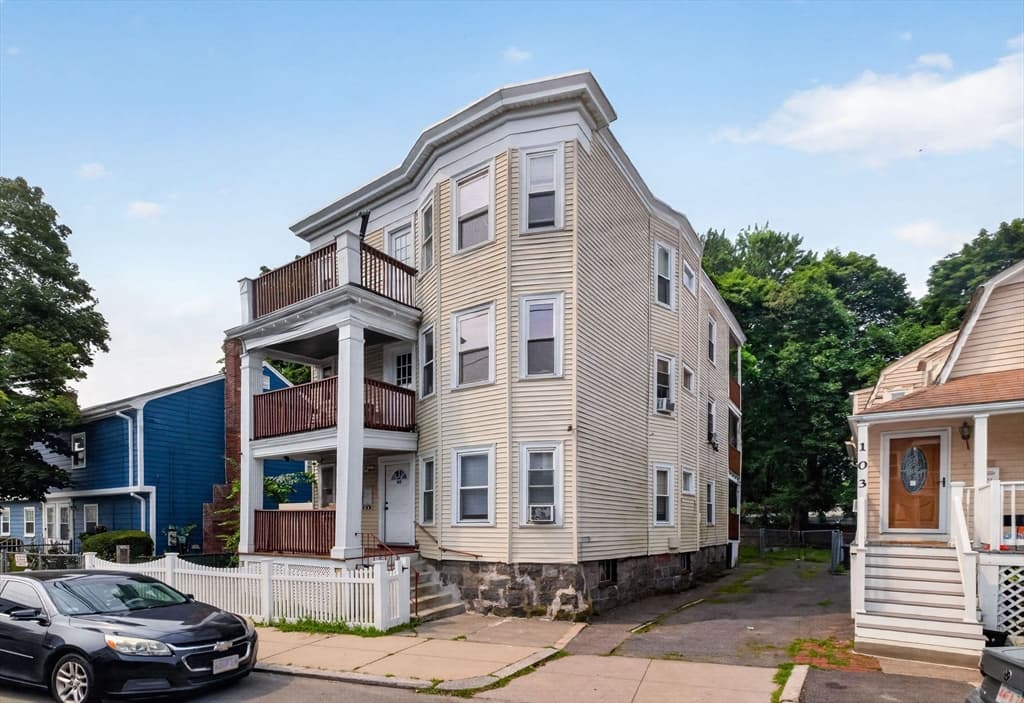 109 Capen St, Boston MA 02124 photo 2
