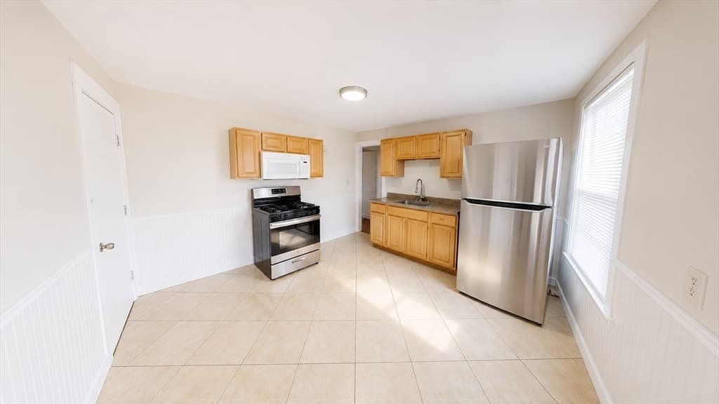 109 Capen St, Boston MA 02124 photo 6