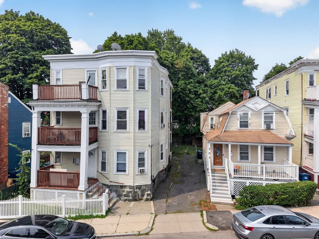 109 Capen St, Boston MA 02124