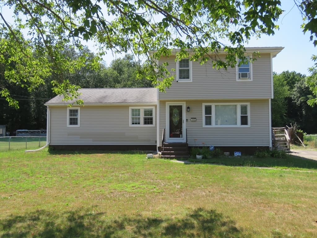 55-1/2 Liberty St, Taunton MA 02718 photo 3