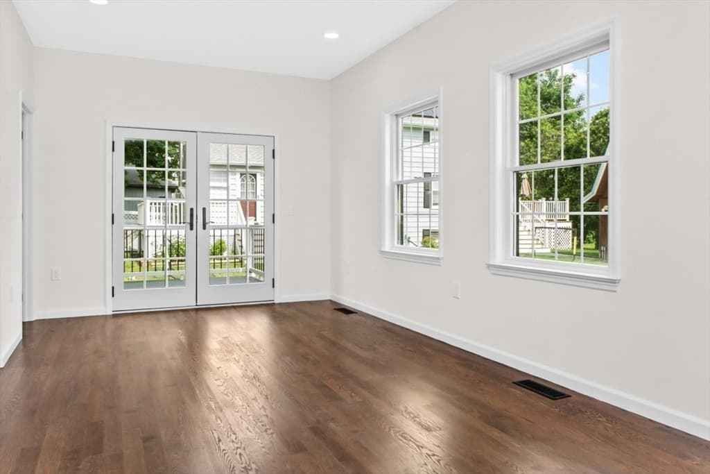 11 Kernwood Ave, Beverly MA 01915 photo 12