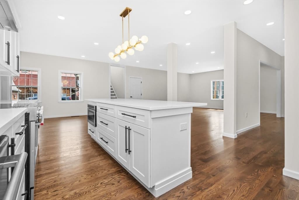11 Kernwood Ave, Beverly MA 01915