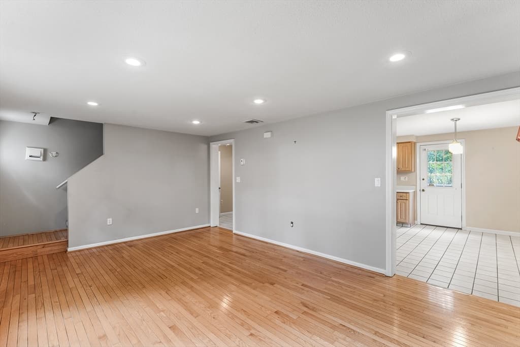 27 Quincy Ave # 27, Dedham MA 02026 photo 6
