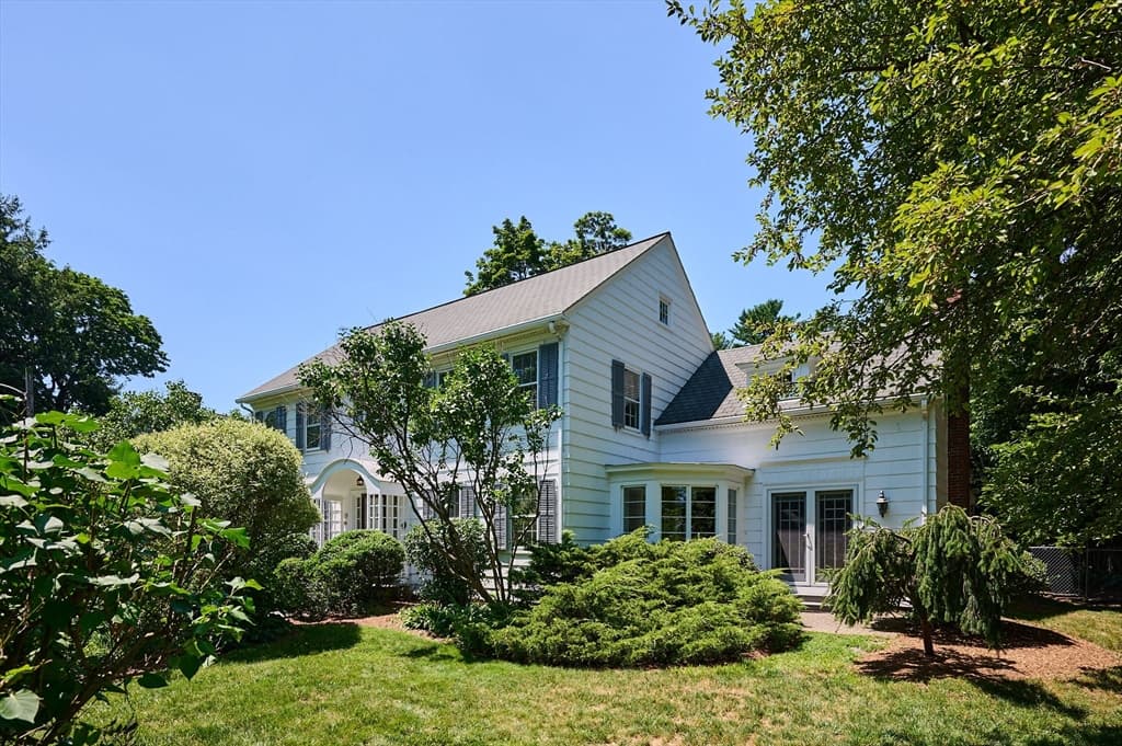 15 Barrett Place, Northampton MA 01060 photo 2