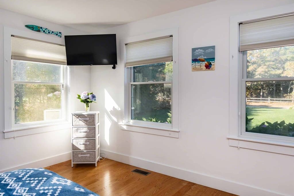 Single Family Residence at 7 Katama Dr, Edgartown MA 02539, Edgartown, photo 26 of 38