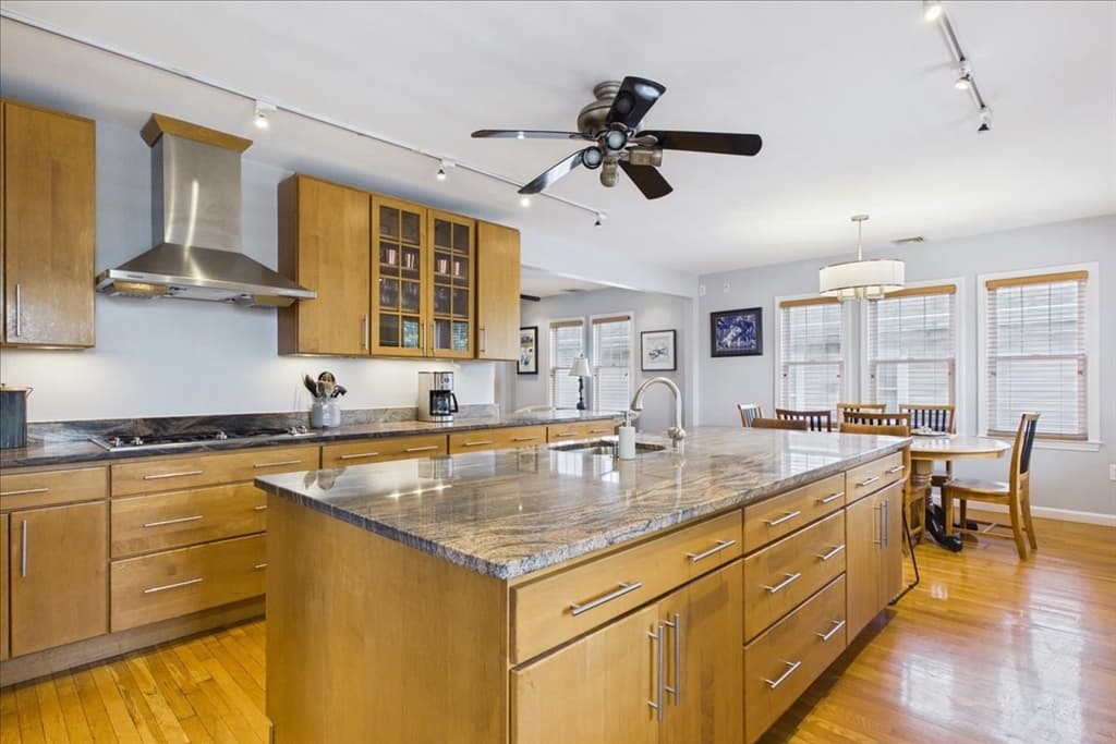 52 Boutwell St # 2, Boston MA 02122 photo 20