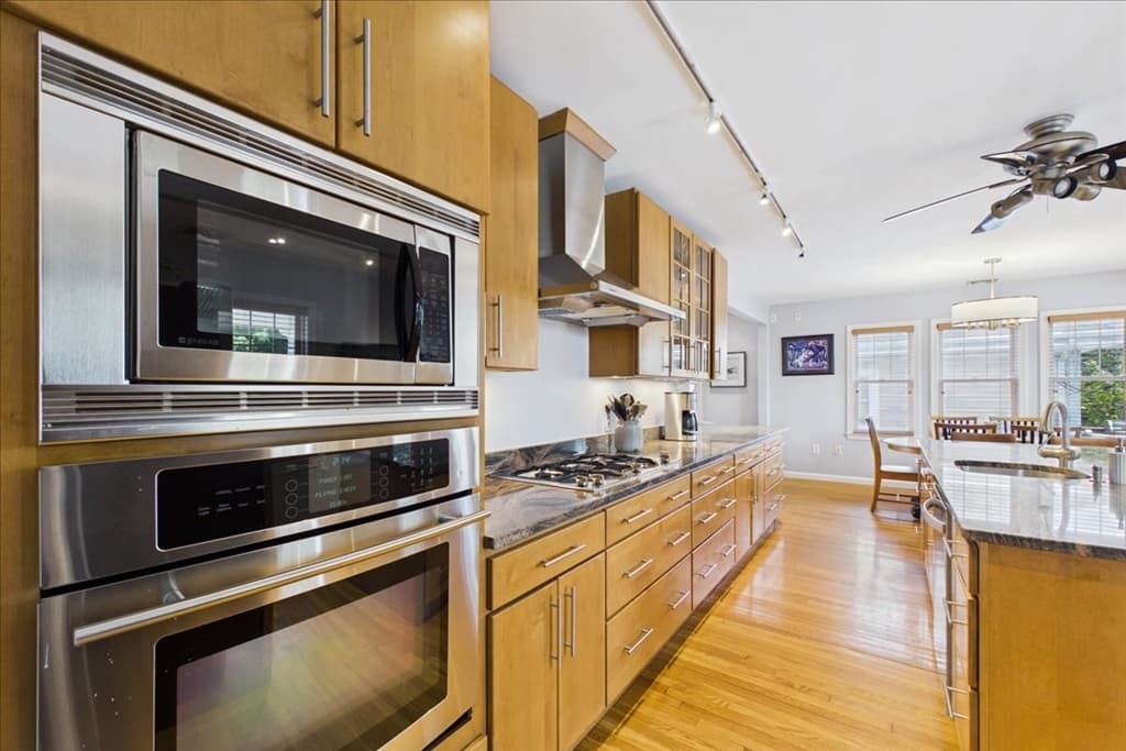 52 Boutwell St # 2, Boston MA 02122 photo 21