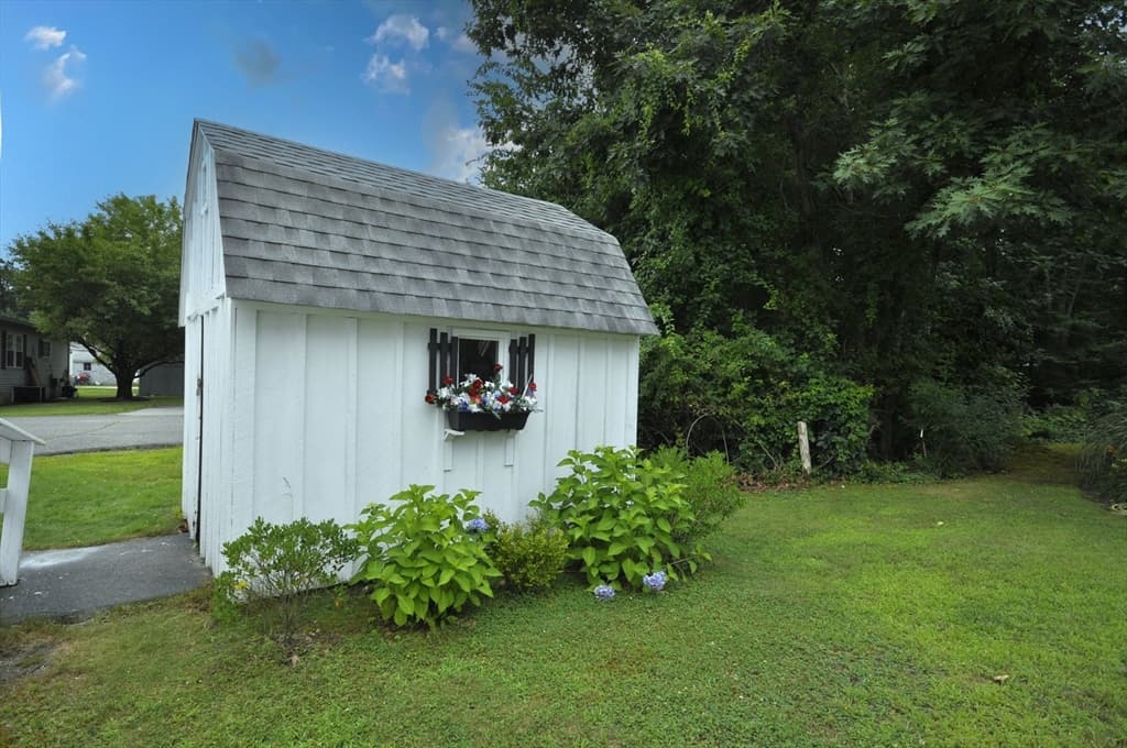 24 Leisurewoods Dr, Rockland MA 02370 photo 21