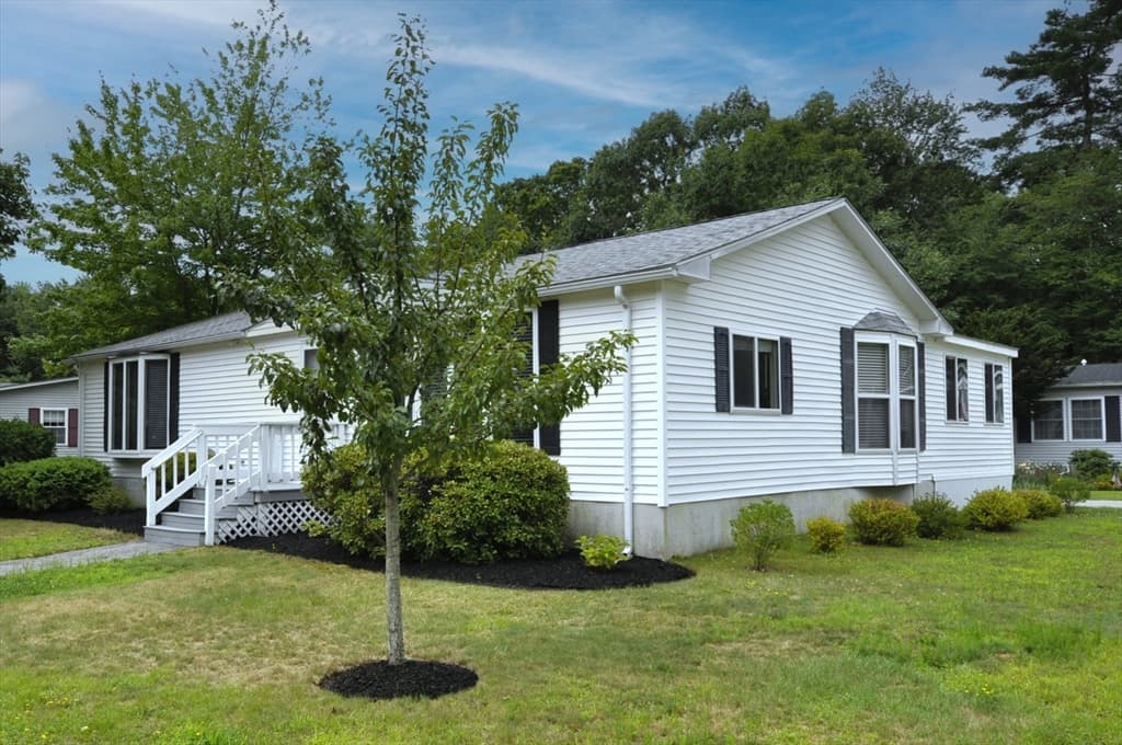 24 Leisurewoods Dr, Rockland MA 02370 photo 19