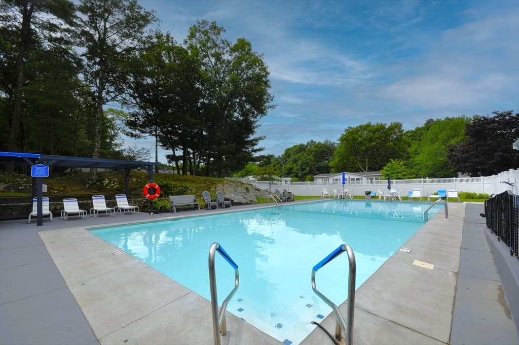 24 Leisurewoods Dr, Rockland MA 02370 photo 29