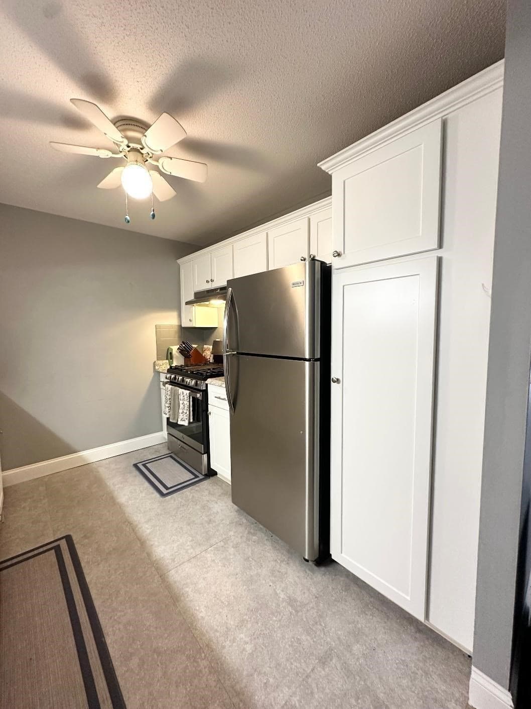 Condominium at 3 Greenbriar Drive # 204, North Reading MA 01864, North Reading, photo 6 of 27