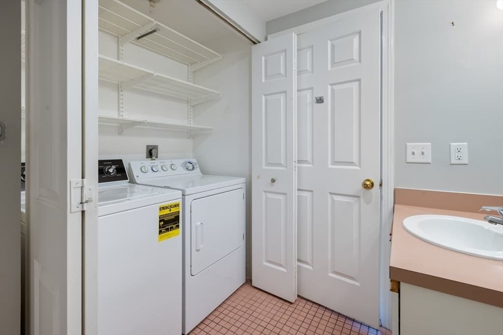 100 Ledgewood Dr # 410, Stoneham MA 02180 photo 22