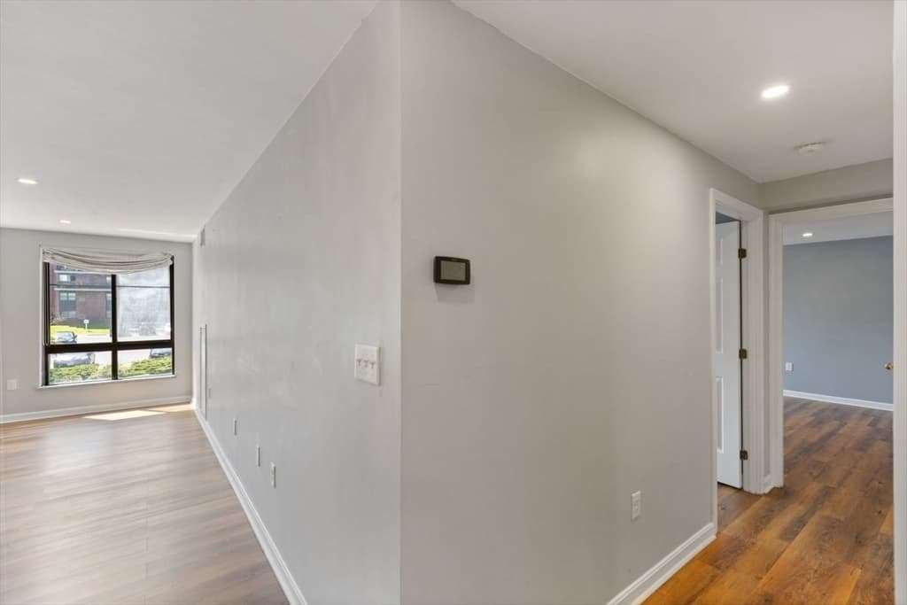 100 Ledgewood Dr # 410, Stoneham MA 02180 photo 14