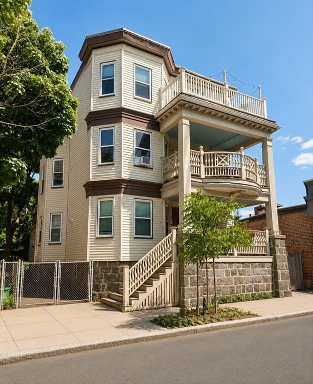 72 Bakersfield St # 1, Boston MA 02125