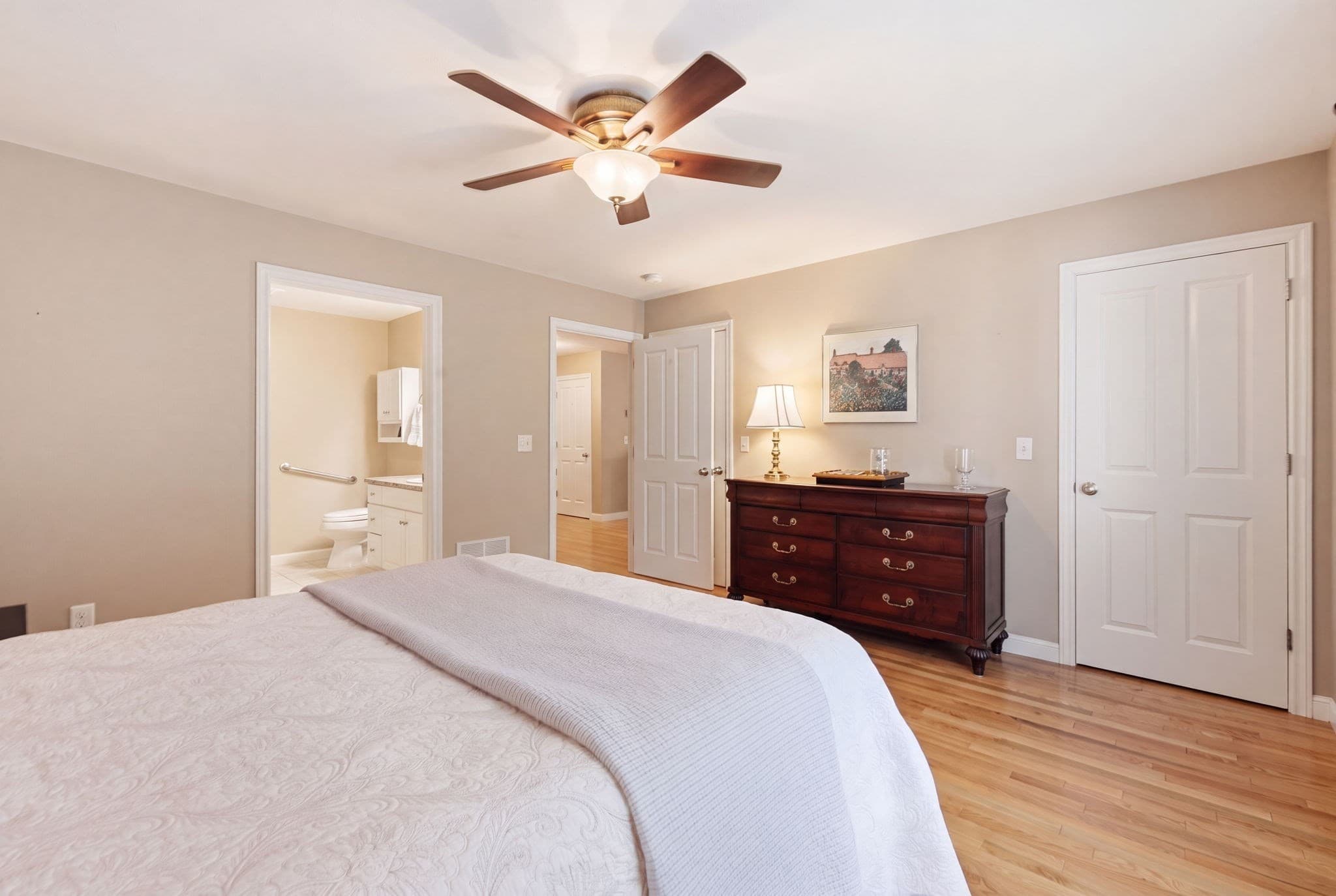 Condominium at 39 Russell Farm Dr # 39, Methuen MA 01844, Methuen, photo 23 of 42