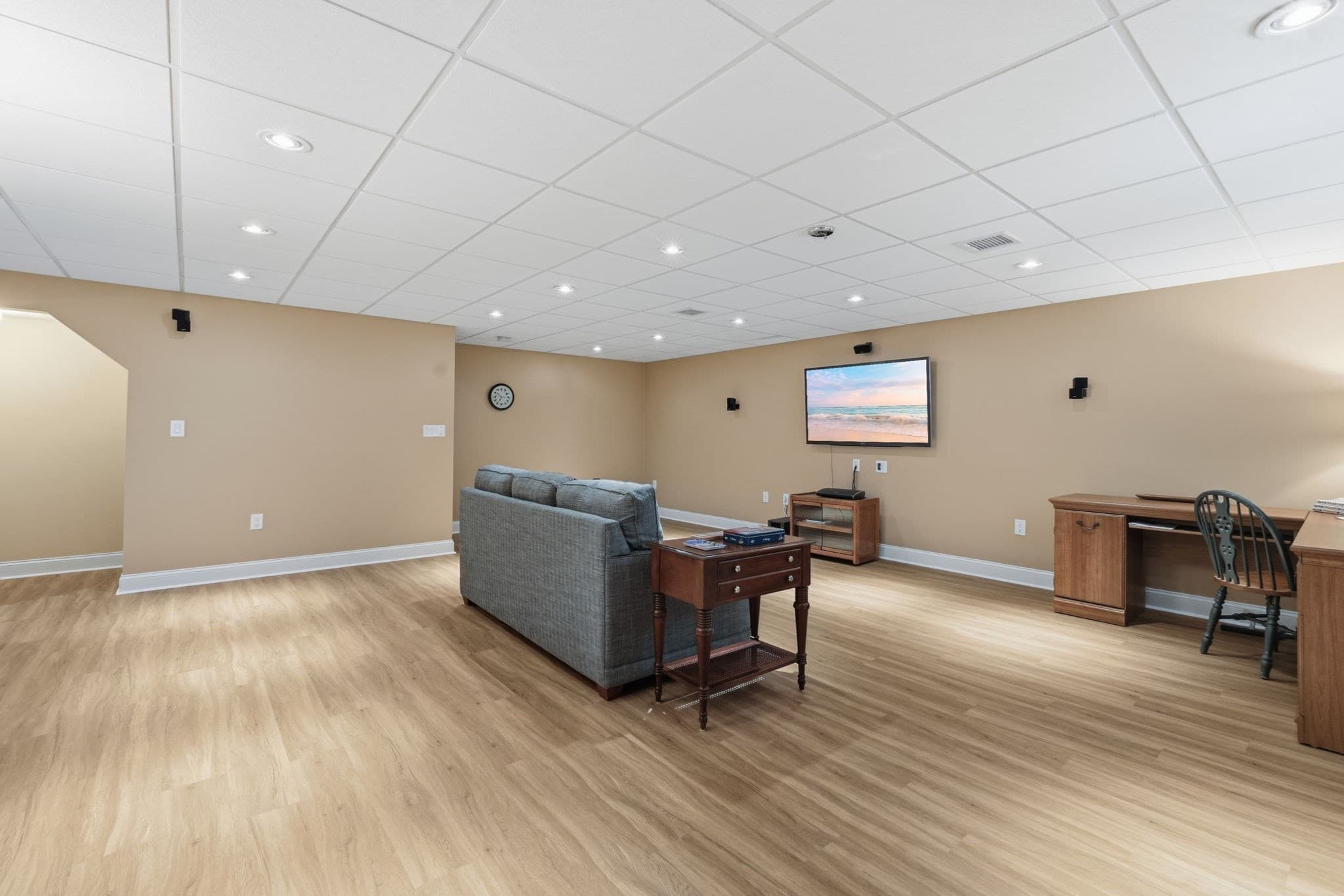 Condominium at 39 Russell Farm Dr # 39, Methuen MA 01844, Methuen, photo 34 of 42
