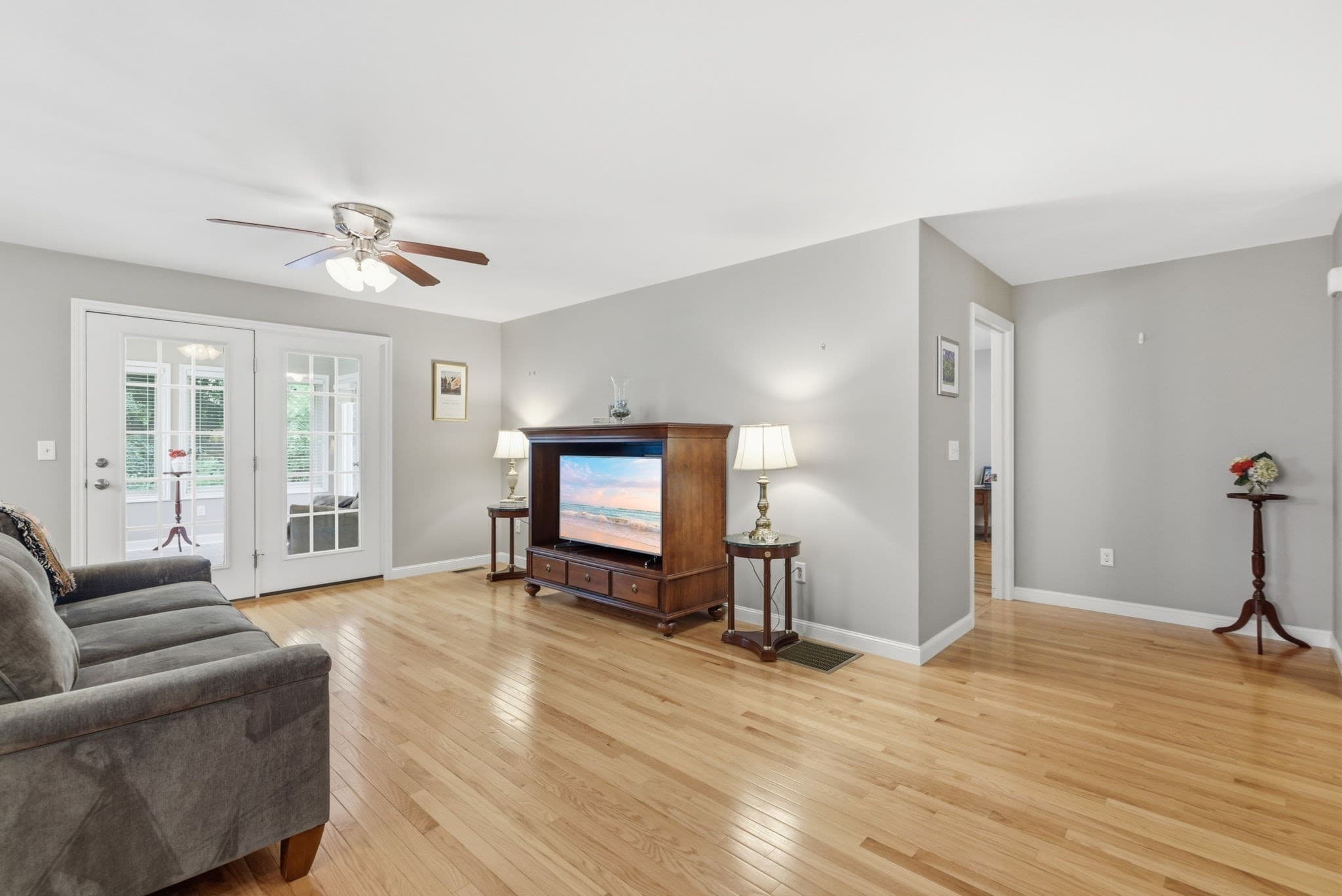 Condominium at 39 Russell Farm Dr # 39, Methuen MA 01844, Methuen, photo 14 of 42