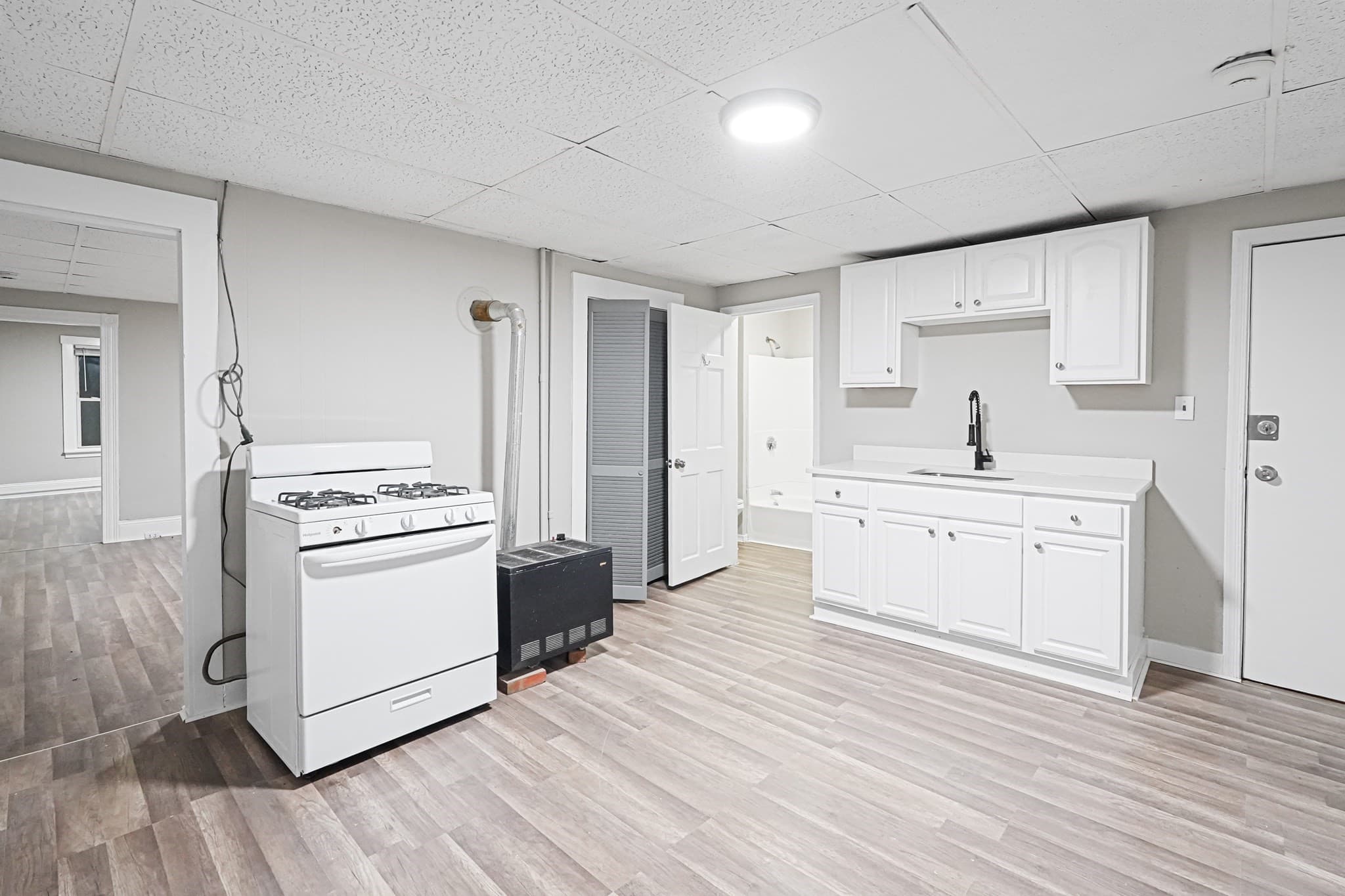5-9 Family at 168 Lunenburg St, Fitchburg MA 01420, Fitchburg, photo 36 of 38