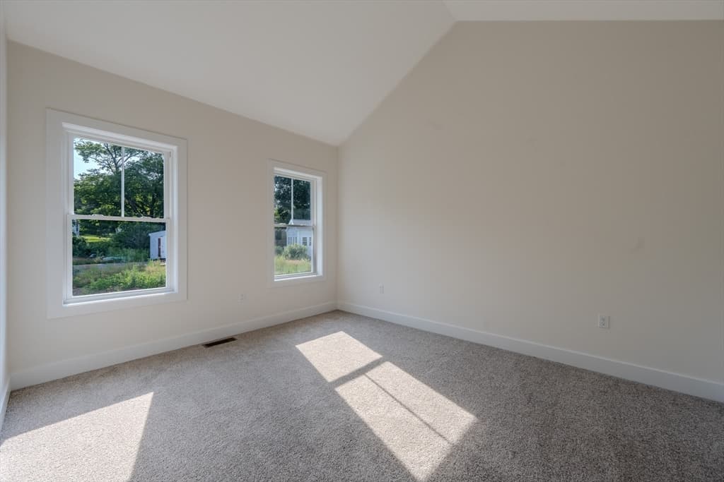 112 Genest St # 17, Dracut MA 01826 photo 10