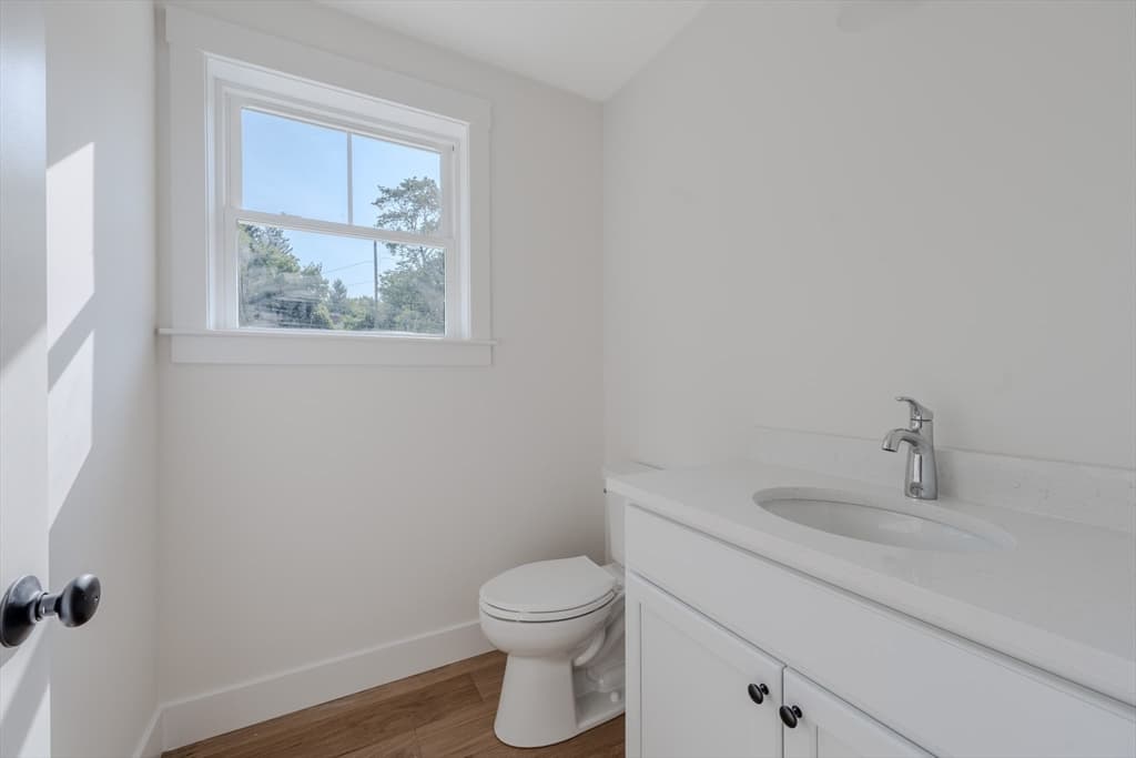 112 Genest St # 17, Dracut MA 01826 photo 14