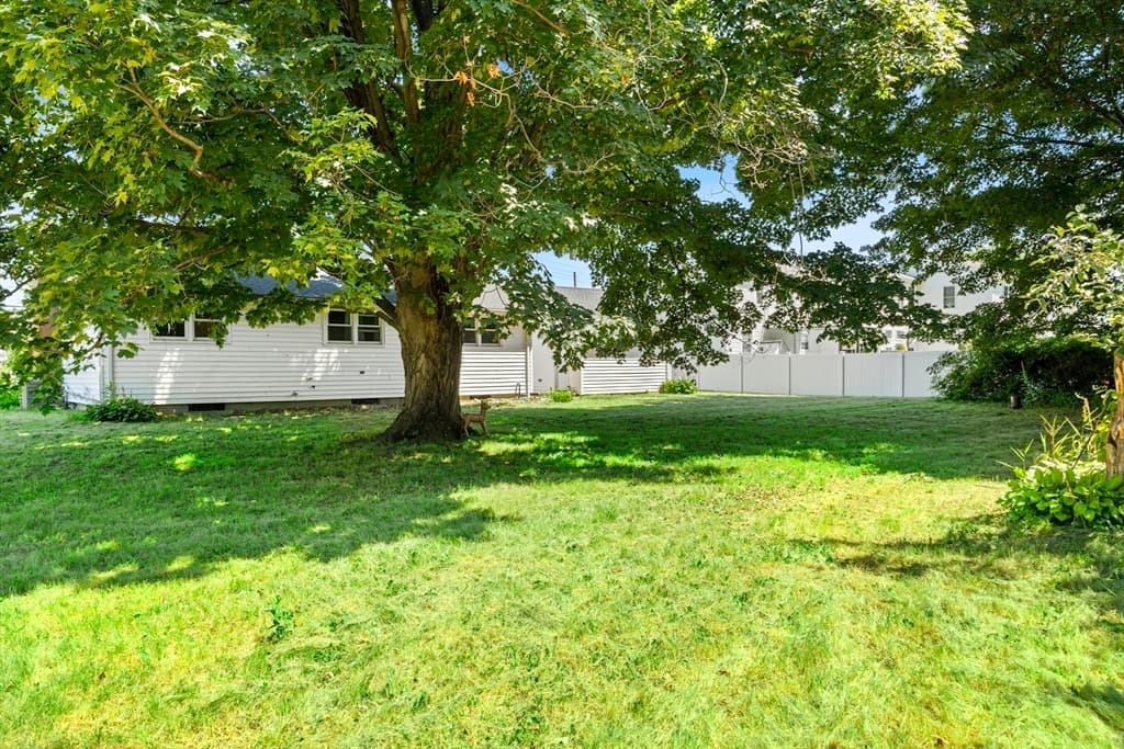 140 Everett St, Easthampton MA 01027 photo 26