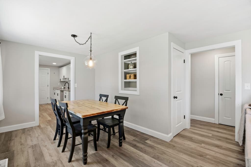 140 Everett St, Easthampton MA 01027 photo 7