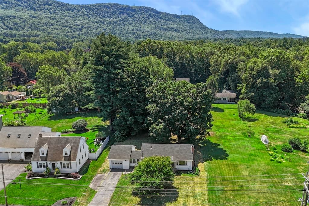 140 Everett St, Easthampton MA 01027 photo 31