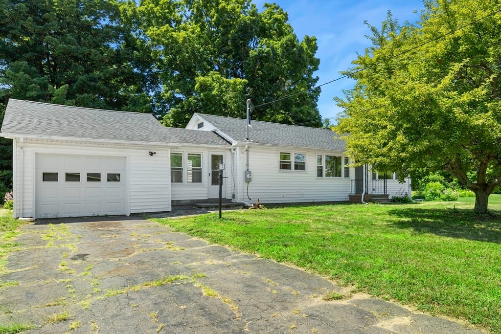 140 Everett St, Easthampton MA 01027 photo 29