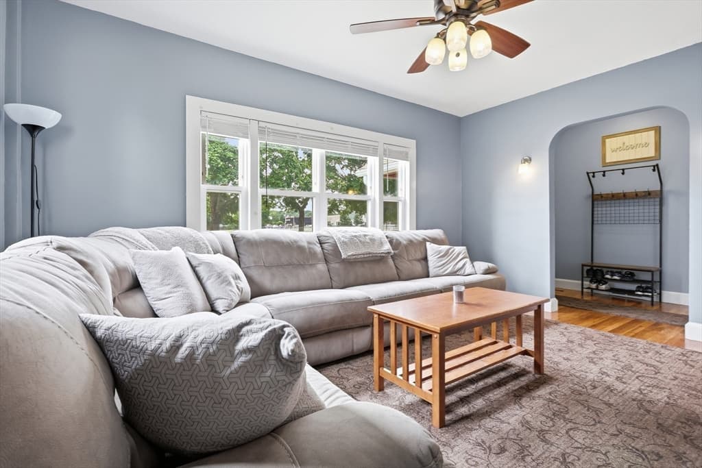 Single Family Residence at 2 Cashman Rd, Peabody MA 01960, Peabody, photo 6 of 37