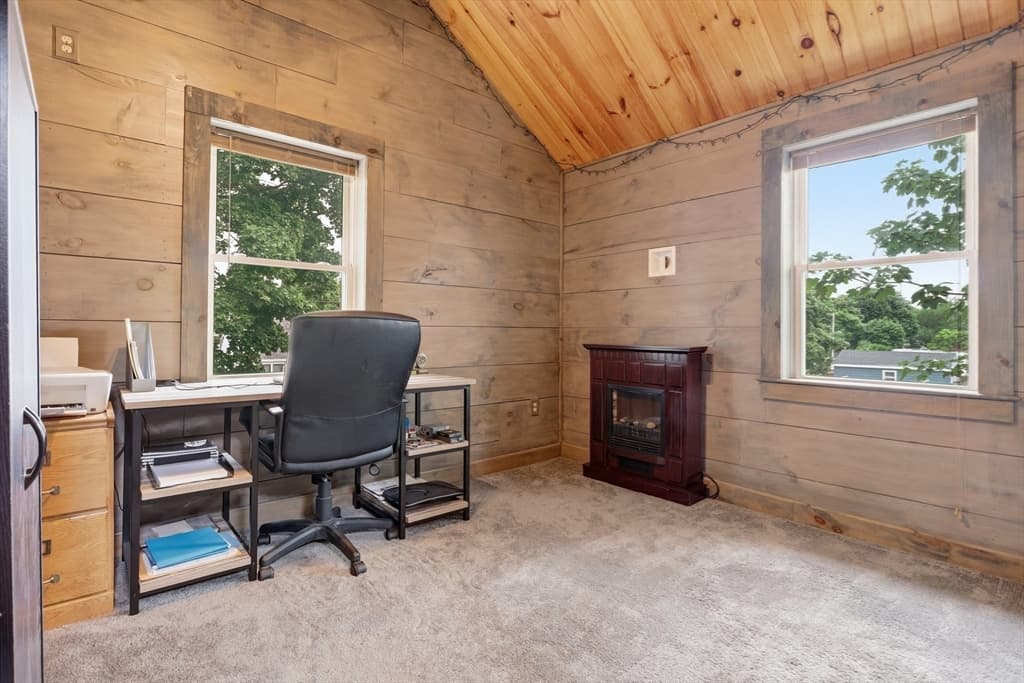 Single Family Residence at 2 Cashman Rd, Peabody MA 01960, Peabody, photo 16 of 37