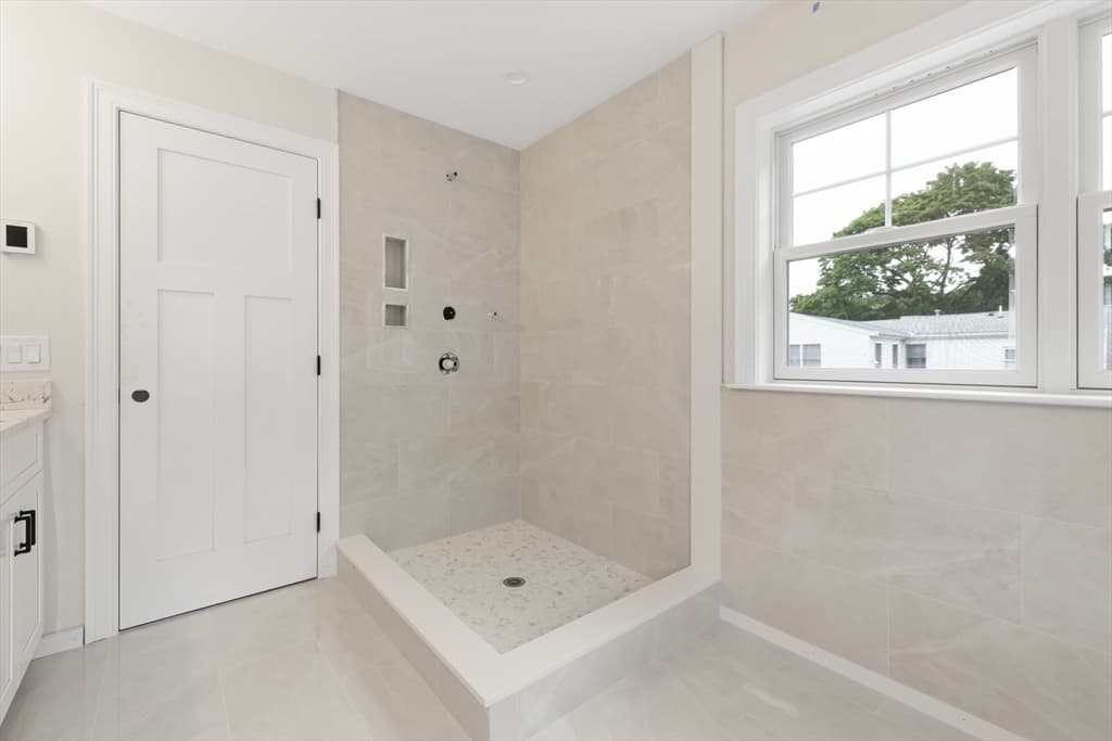 54 Hawthorn Ave, Needham MA 02492 photo 22